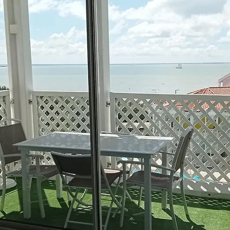 Vue Les Terrasses De Boyard *
